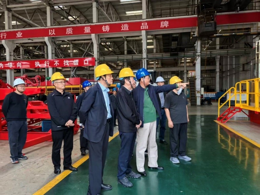 刘朝瑞一行莅临二机集团调研，助力企业高质量发展